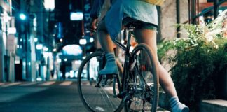 Do miasta - rower czy hulajnoga?
