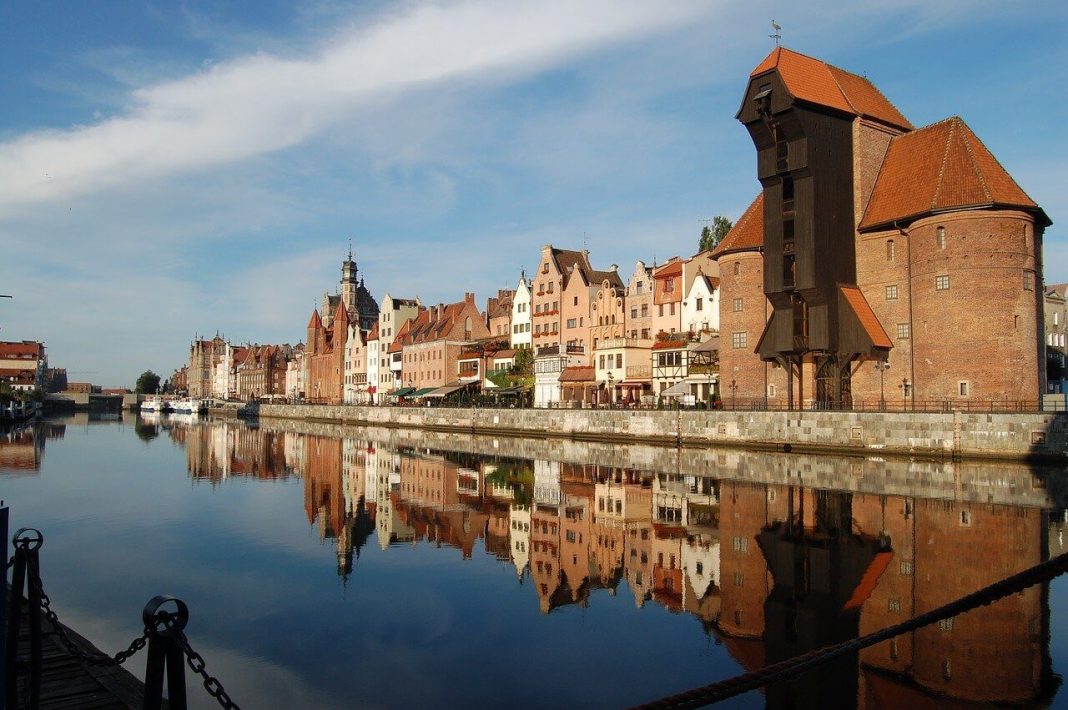 Gdańsk - porozumienie - hulajnogi mają parkować w wyznaczonych miejscach