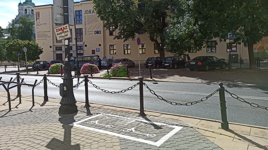 Lublin wyznacza parkingi dla elektrycznych hulajnóg