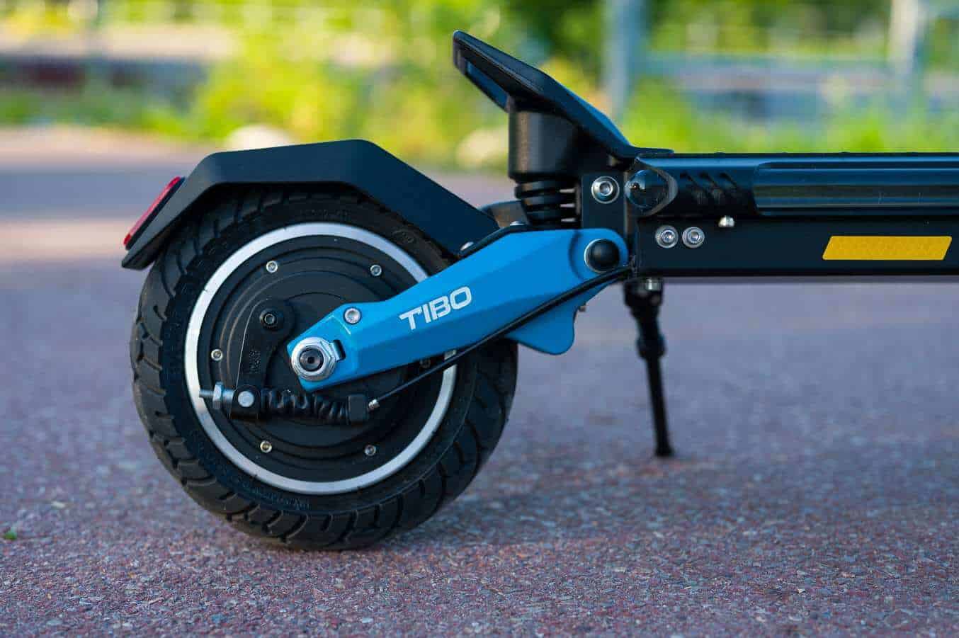 Elektryczna hulajnoga Tibo Prime wersja 2.0 z 2023 roku - koło tylne
