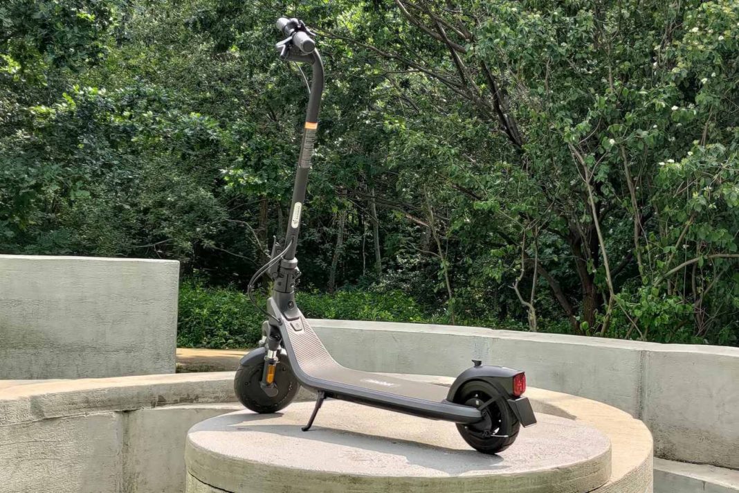Hulajnoga elektryczna Segway Ninebot E2 EII