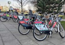 Rowery lekko zwolniły, ruszył wielki hub w Warszawie. Statystyki Veturilo i Nextbike Polska za sezon 2025